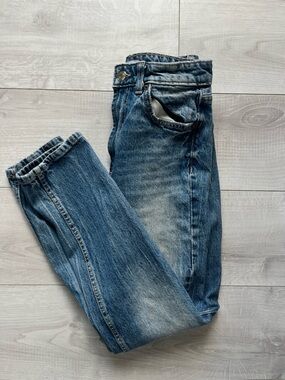 Zara Light Blue Washed Denim Jeans